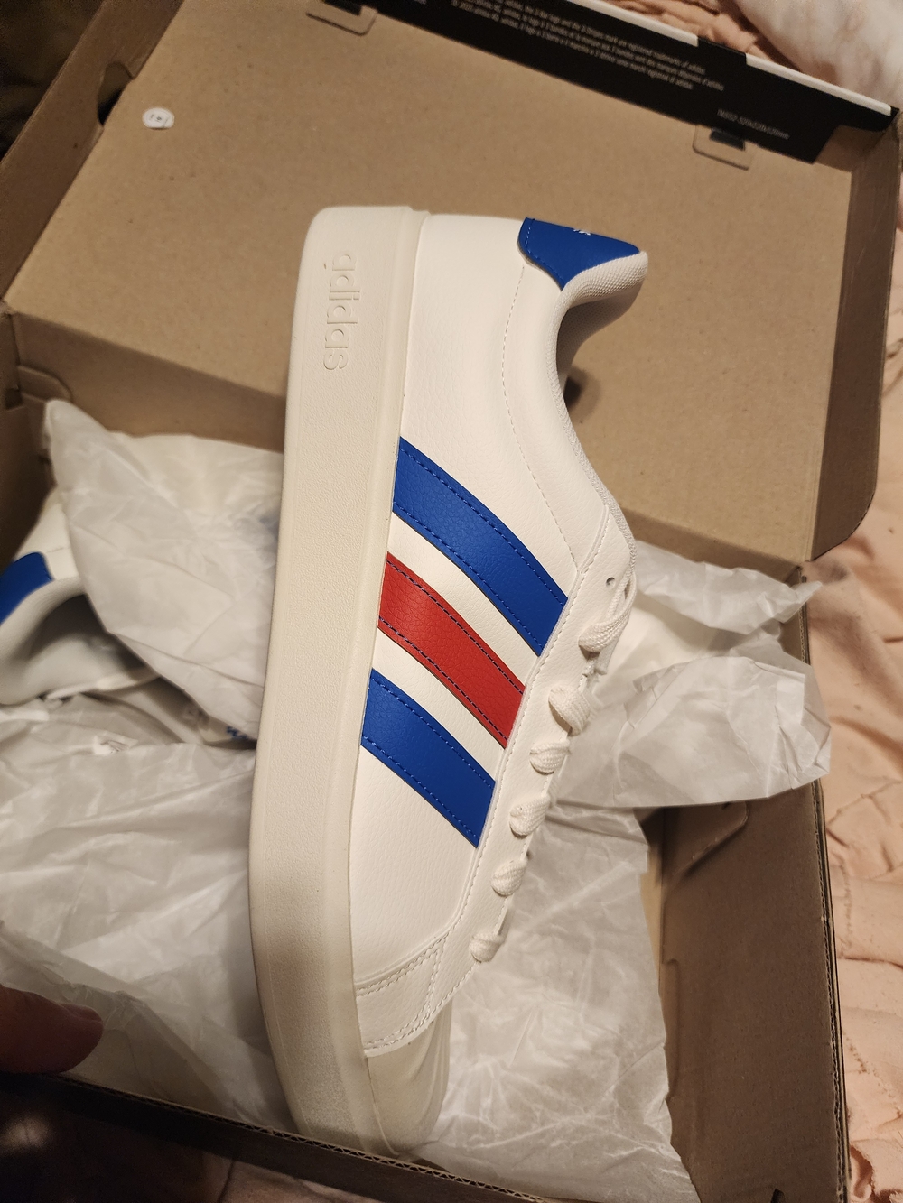 Adidas Men’s White Sneaker with Blue & Red Stripes